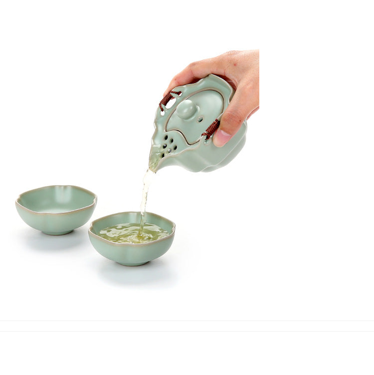 Portable ceramic travel tea set with travel bag