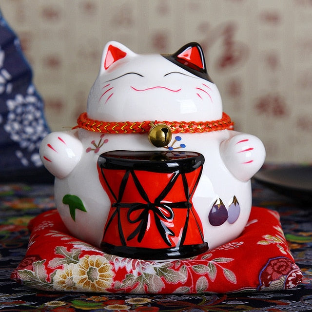 Japanese ceramic lucky cat
