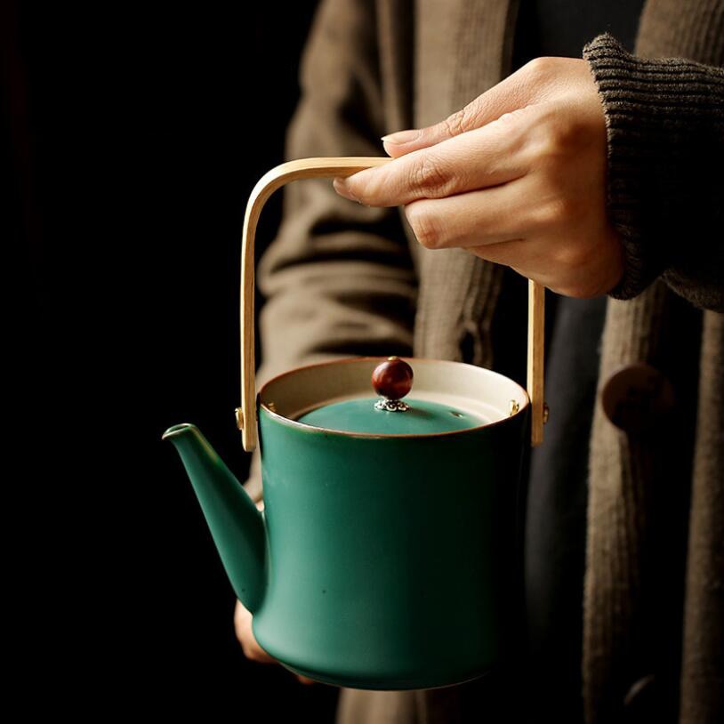 Pottery Japanese-style girder teapot