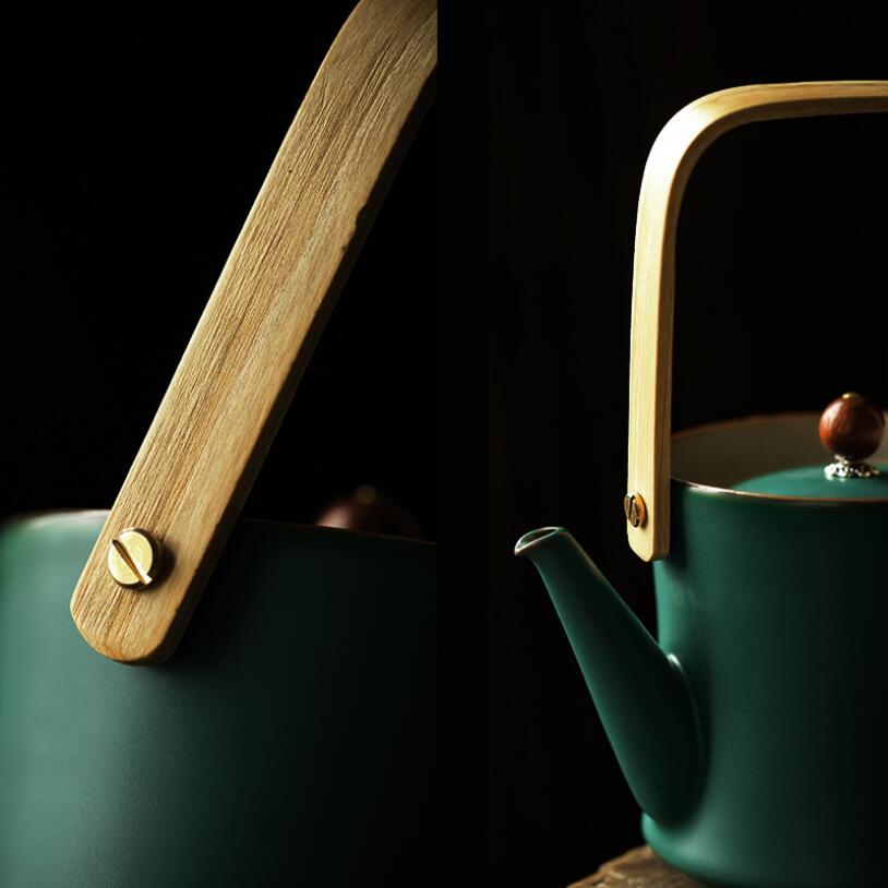 Pottery Japanese-style girder teapot