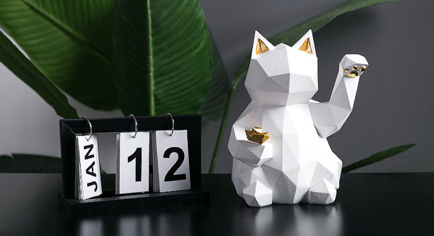 Geometric lucky cat statue