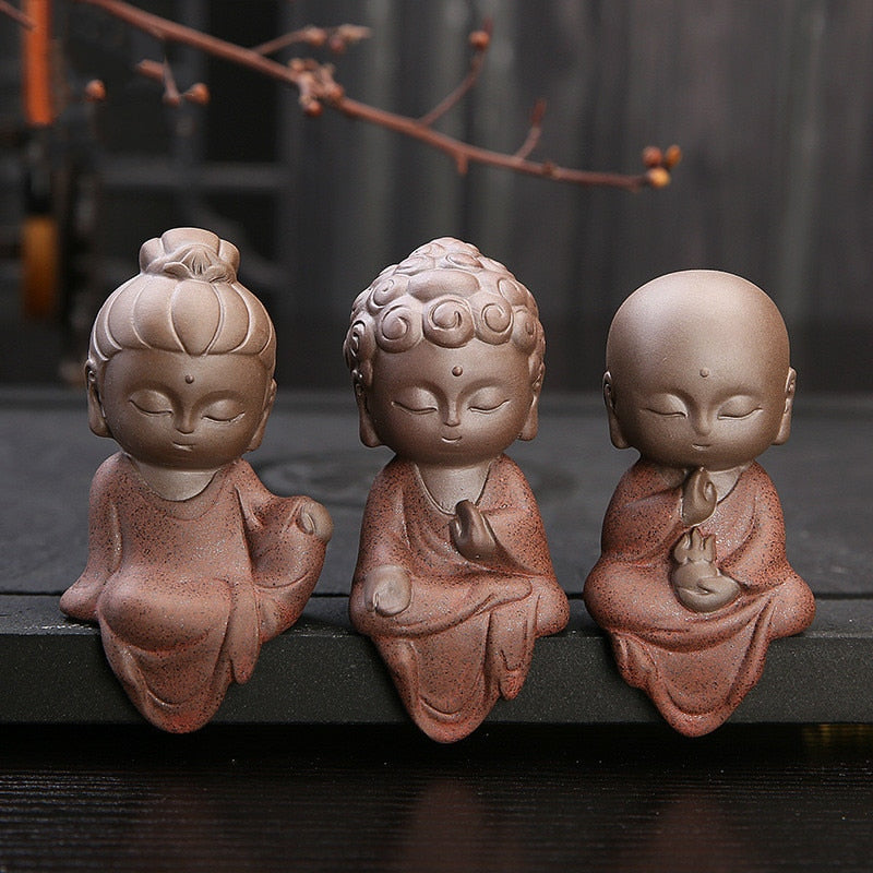Ceramic Buddha statues